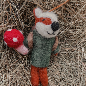 Frankie Foraging Fox Decoration