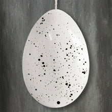 Porcelain egg-Bird speckles