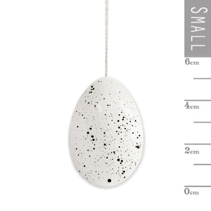 Porcelain egg-Bird speckles