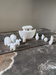 Porcelain Noah’s ark set