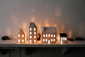 Medium Tea light house