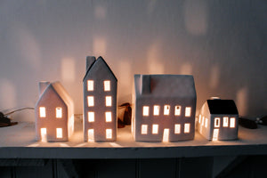 Medium Tea light house