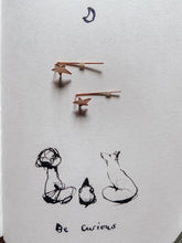Chara Mini Star Pull Through Earrings