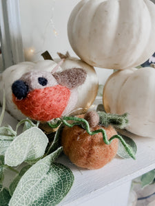 Handmade Felt Country Robin Hanging Decoration