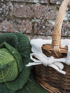 The Country Basket With White Lining